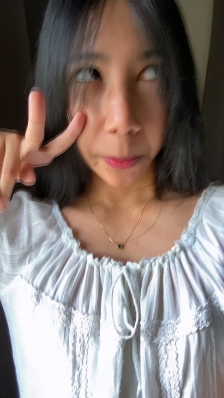 เธอไปคุยกะเขาก่อน🧟‍♀️