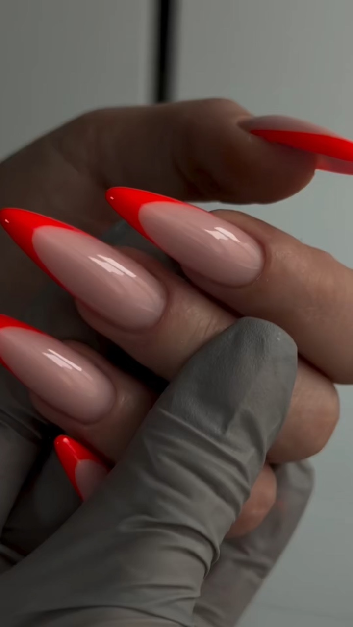 NAILS 