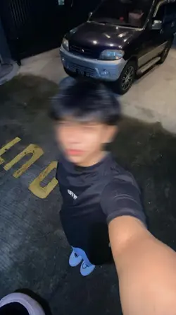 blur face