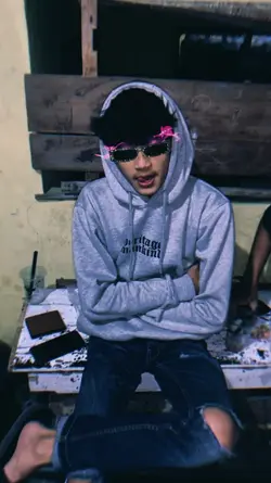 Kacamata x kece