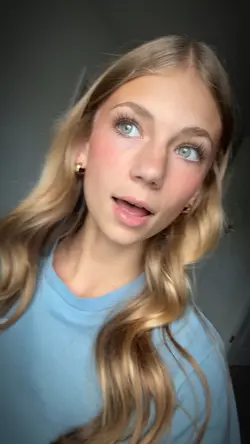 lip sing !