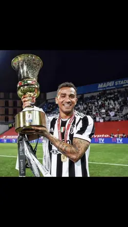 เขาถือถ้วยเราถือช้าง