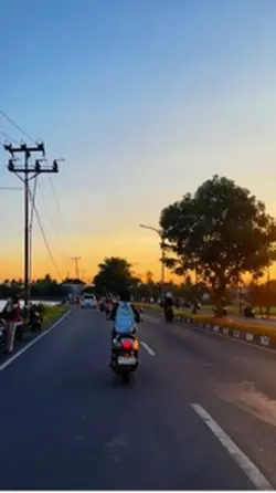 MAJU MUNDUR SLOWMO