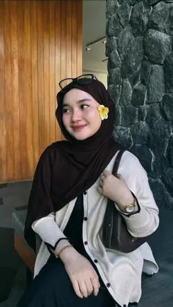 menyapamu tak berani