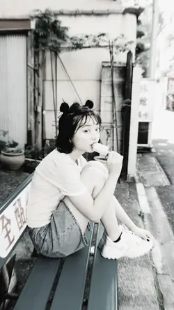 音ハメ（白黒からカラー）