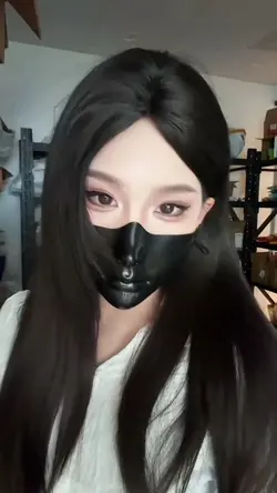權威變裝轉場