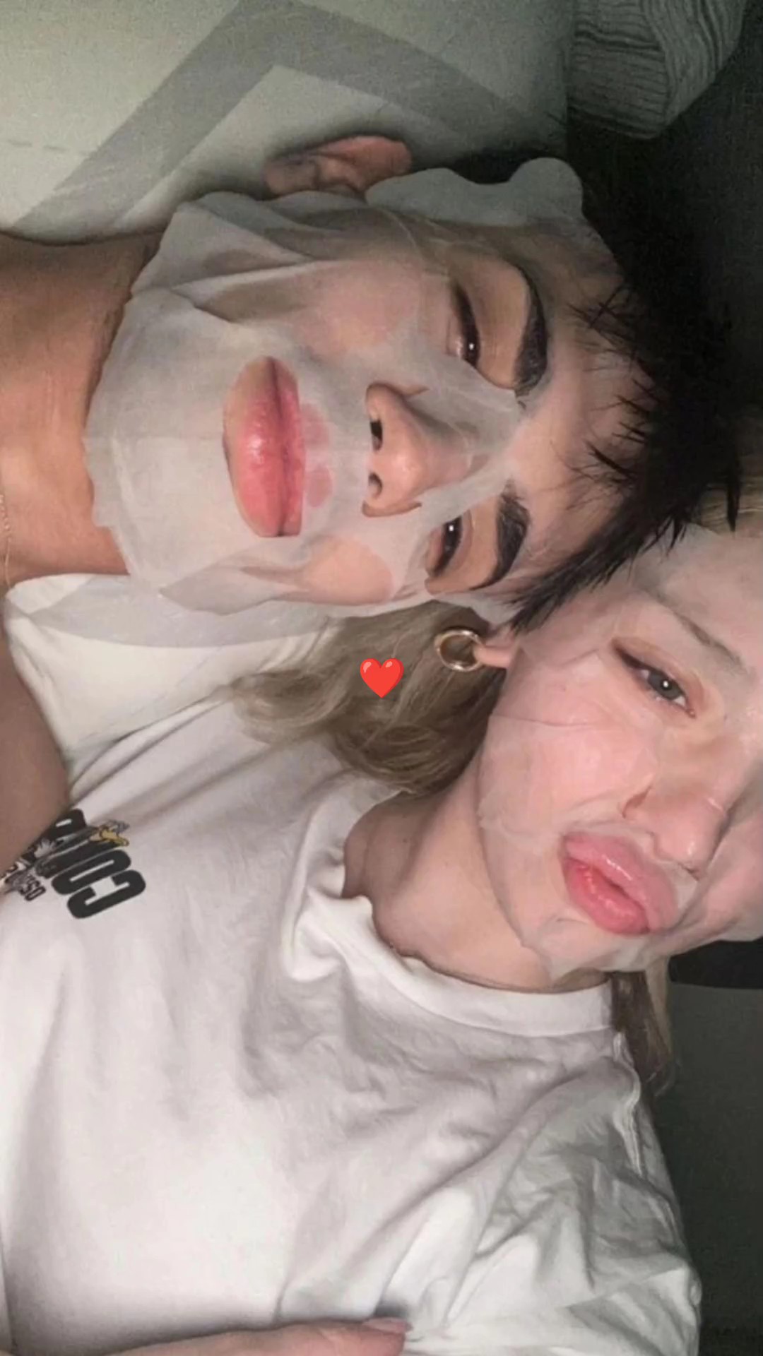 COUPLE DUMP