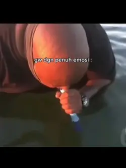 MINUM AIR YG BANYAK