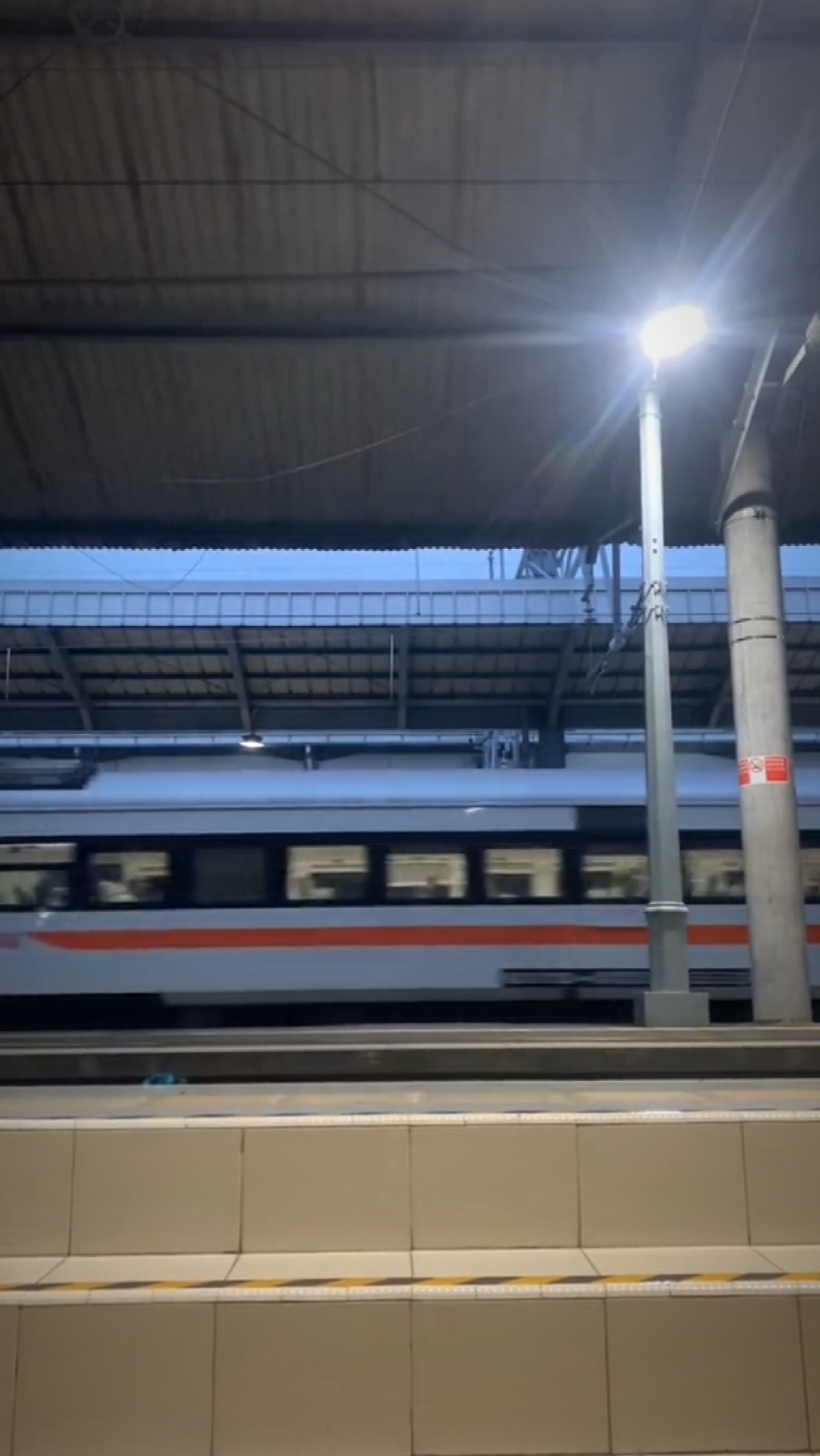 Slowmo TimurKeBarat