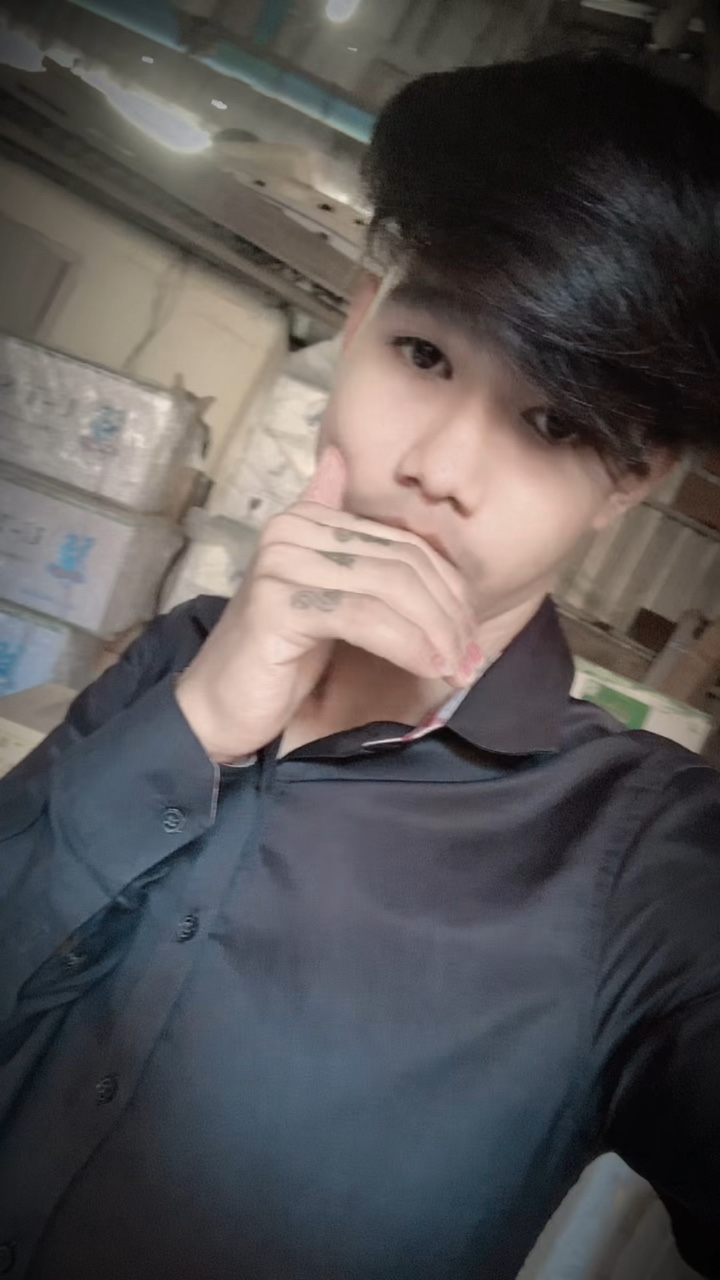 កុំនាក់ចាក់សាក់អី🥺