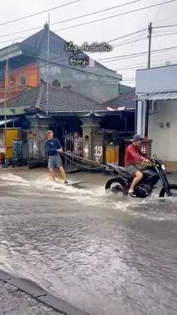 Banjir Bali Viral