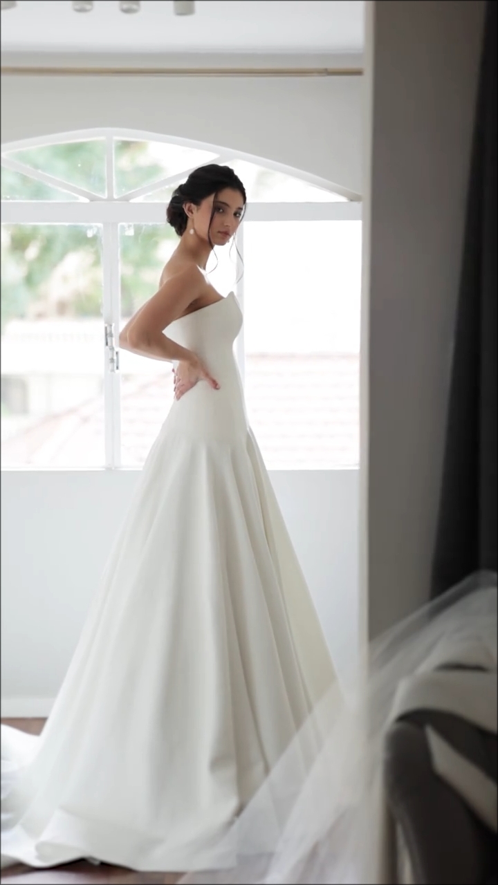 wedding dress