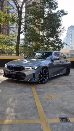 BMW 320i M SPORT