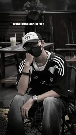 Trong lòng anh có gì