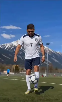 Football expert