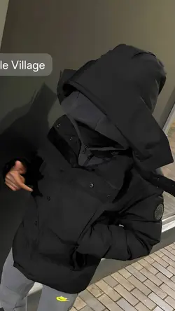 🗿