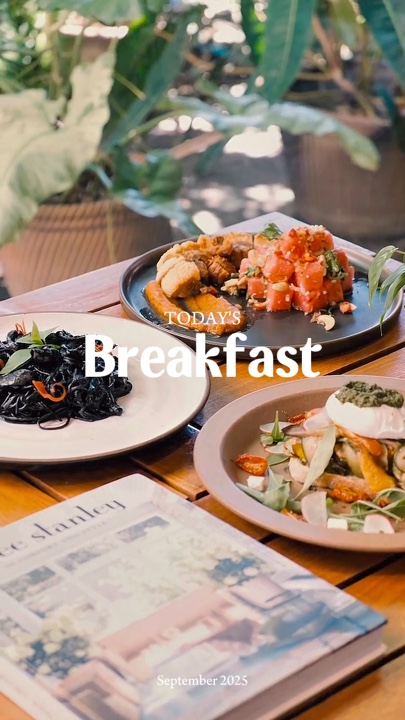 Breakfast 