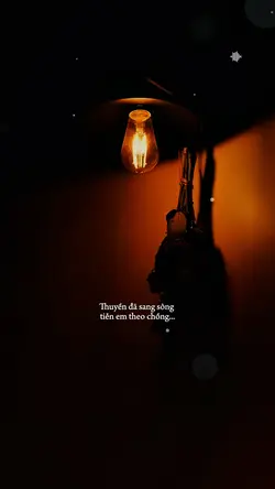 Anh Ta Có Gì Hơn