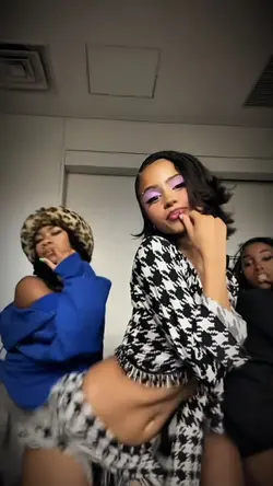 CHANEL TREND 