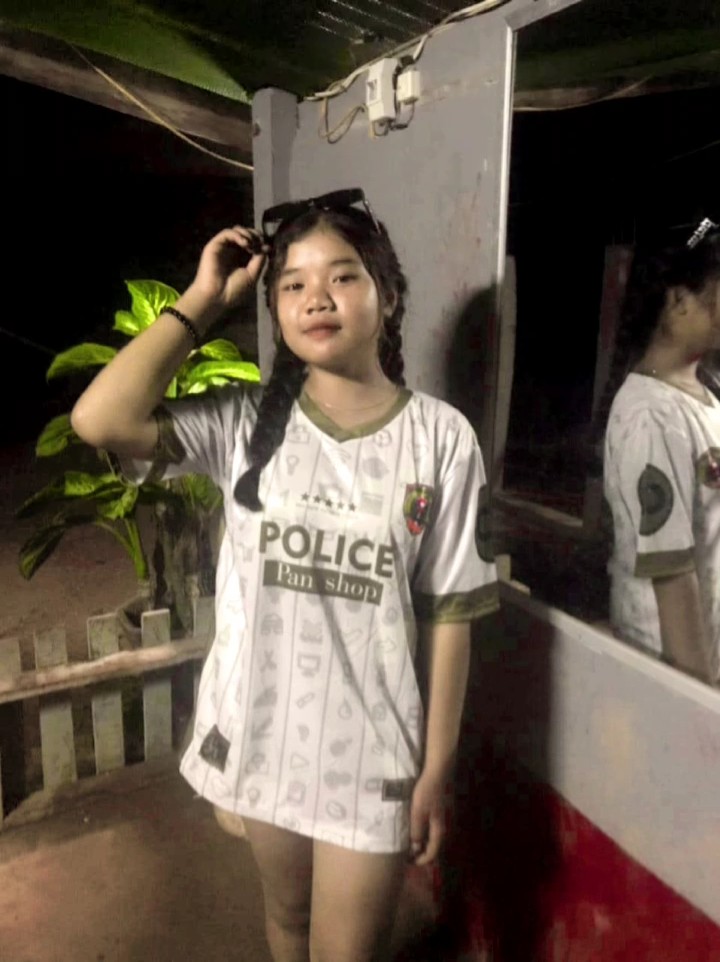 ບໍ່ຮູ້ຊື່ເພງ55+