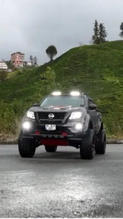 Nissan navara np300