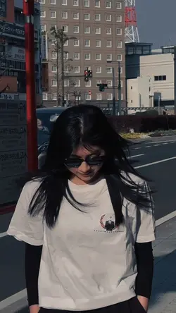 1 videos + 8 photo