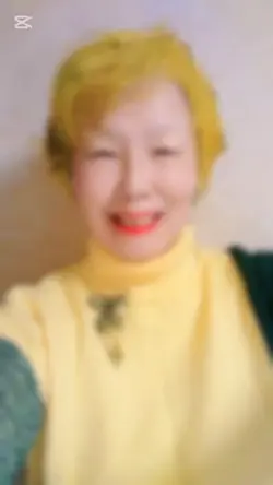 シルバーエイジ楽しむ自撮り