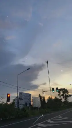 เธอยังมีฉันไม่ต้องร้องให้