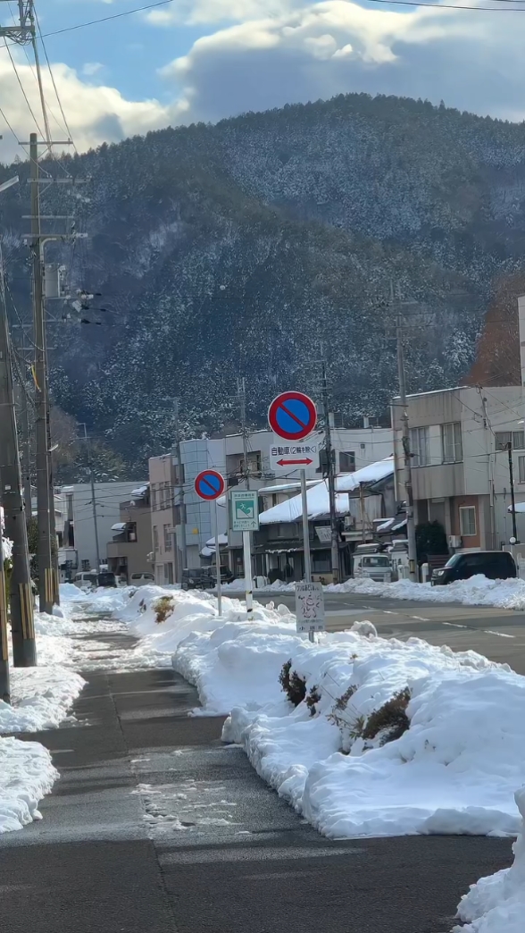 Snow Zoom Filter