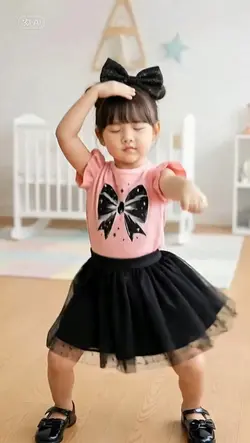 Baby nhảy viral