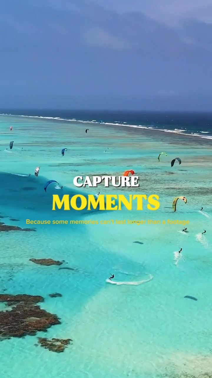 Travel Moment