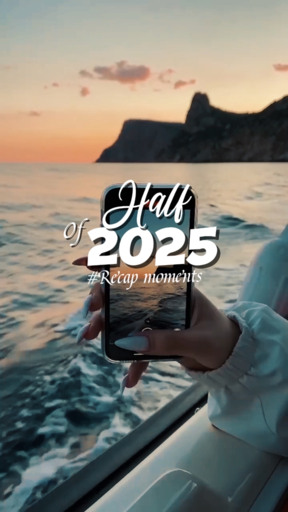 Moitié de l'année 2025