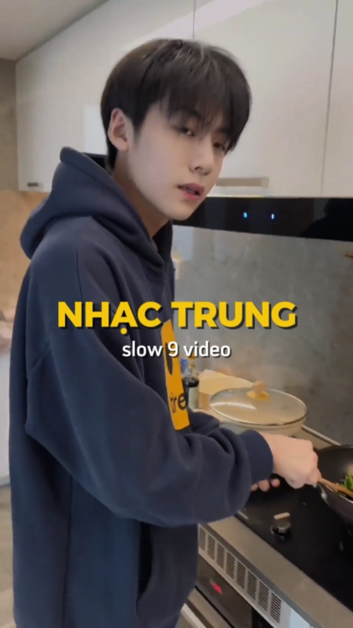 lent Nhạc Trung 