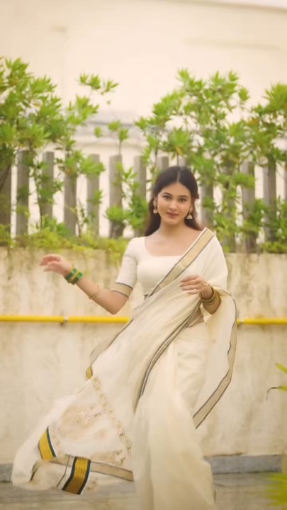 Othaiyadi pathayile