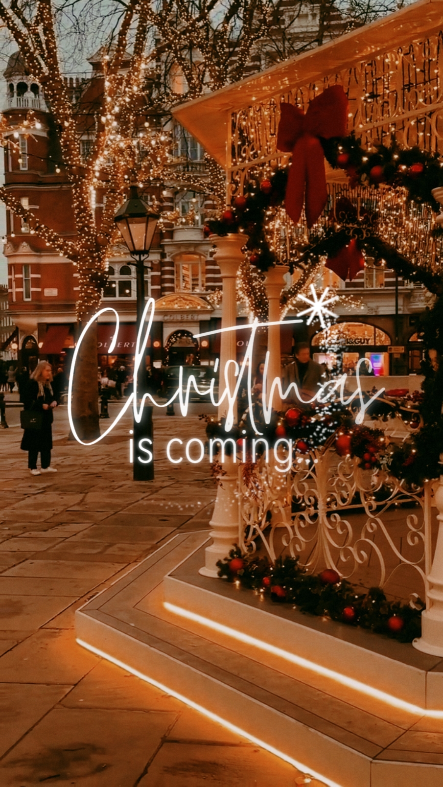 CHRISTMAS IS COMING 