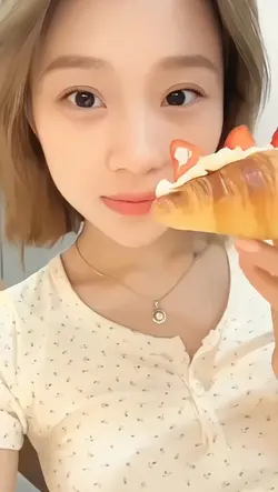 Nadir eating fancam
