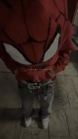 横でSKI MASK on😌