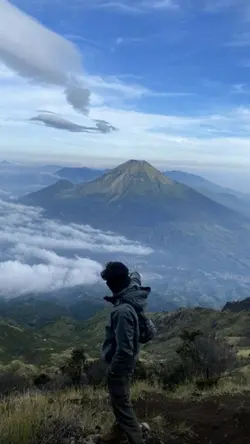 Trend zoom puncak 