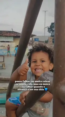 titia ama muito