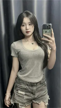 Không Ai Nói ChTay