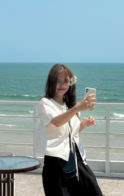 pics D25081103