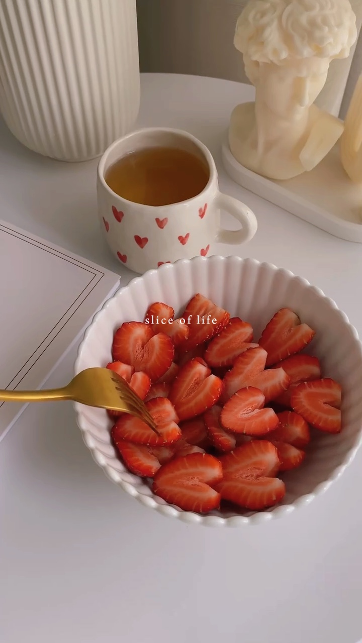 slice of life🍓