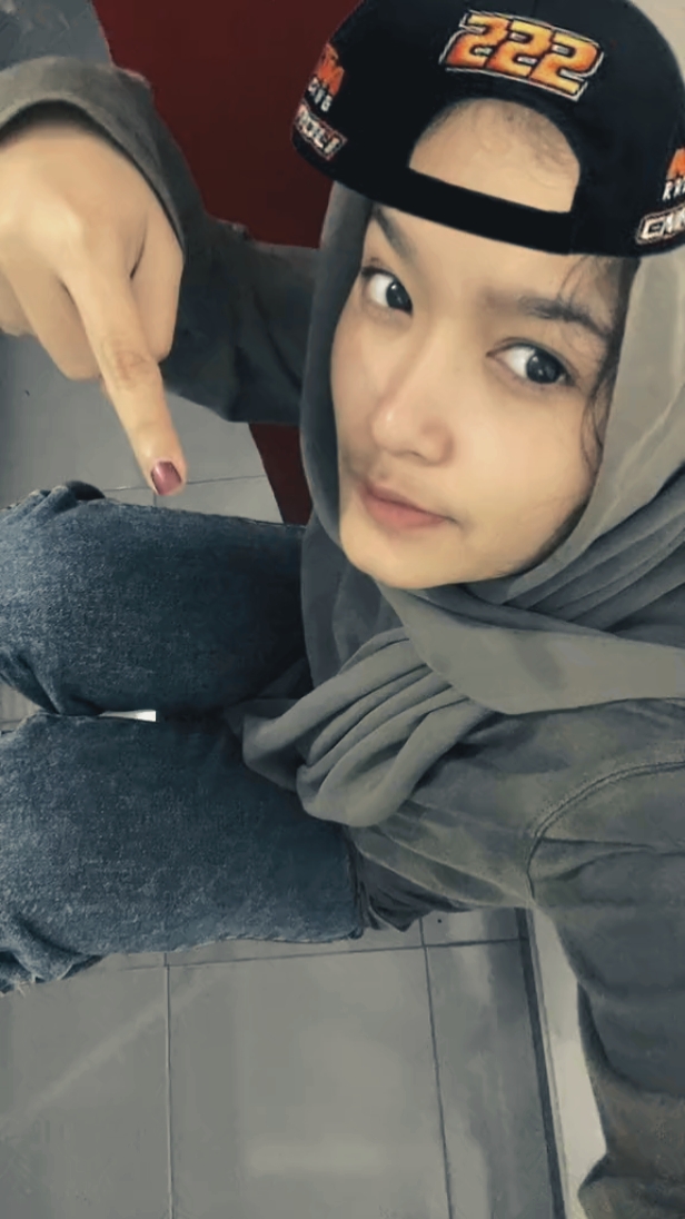 1 video + 4 foto