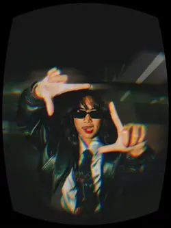 GlitchWide