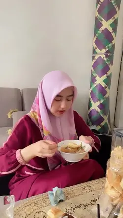 makan sama cewek 