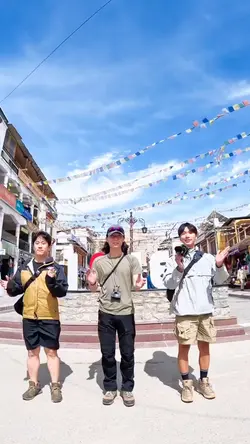 Video + Mร u