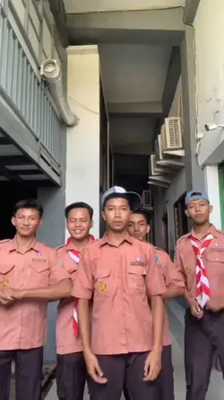 tren baju ijo
