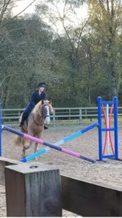 VLOGMAS DAY 19🎄-J