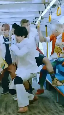 BTS🤩
