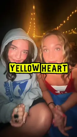 yellow heart trendy